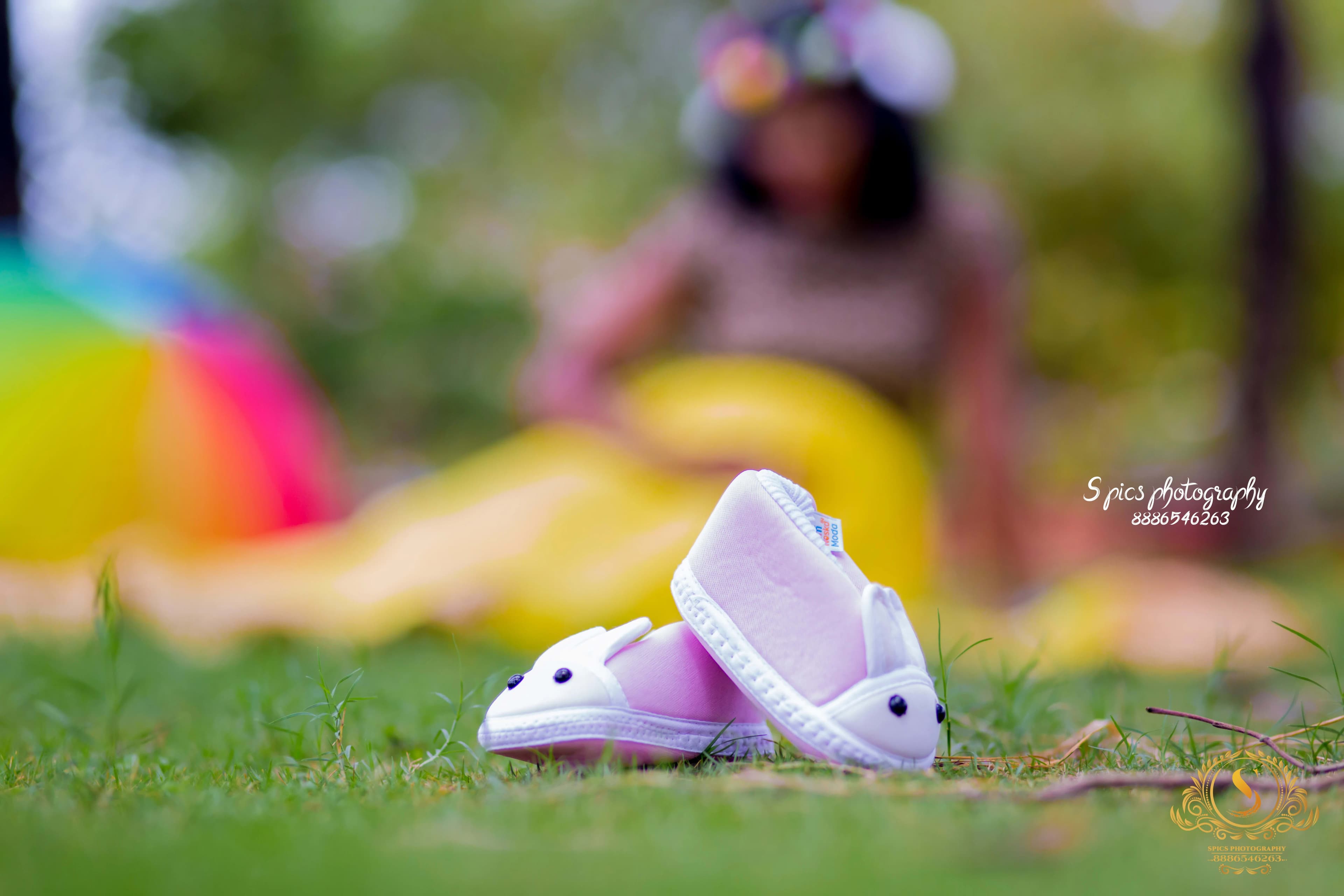 Couple embracing during maternity shoot